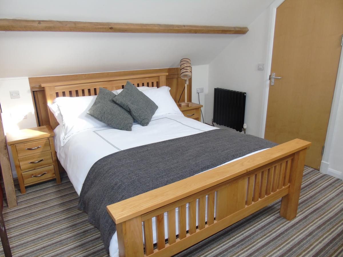 Kings Head 호텔 Capel Hendre 외부 사진
